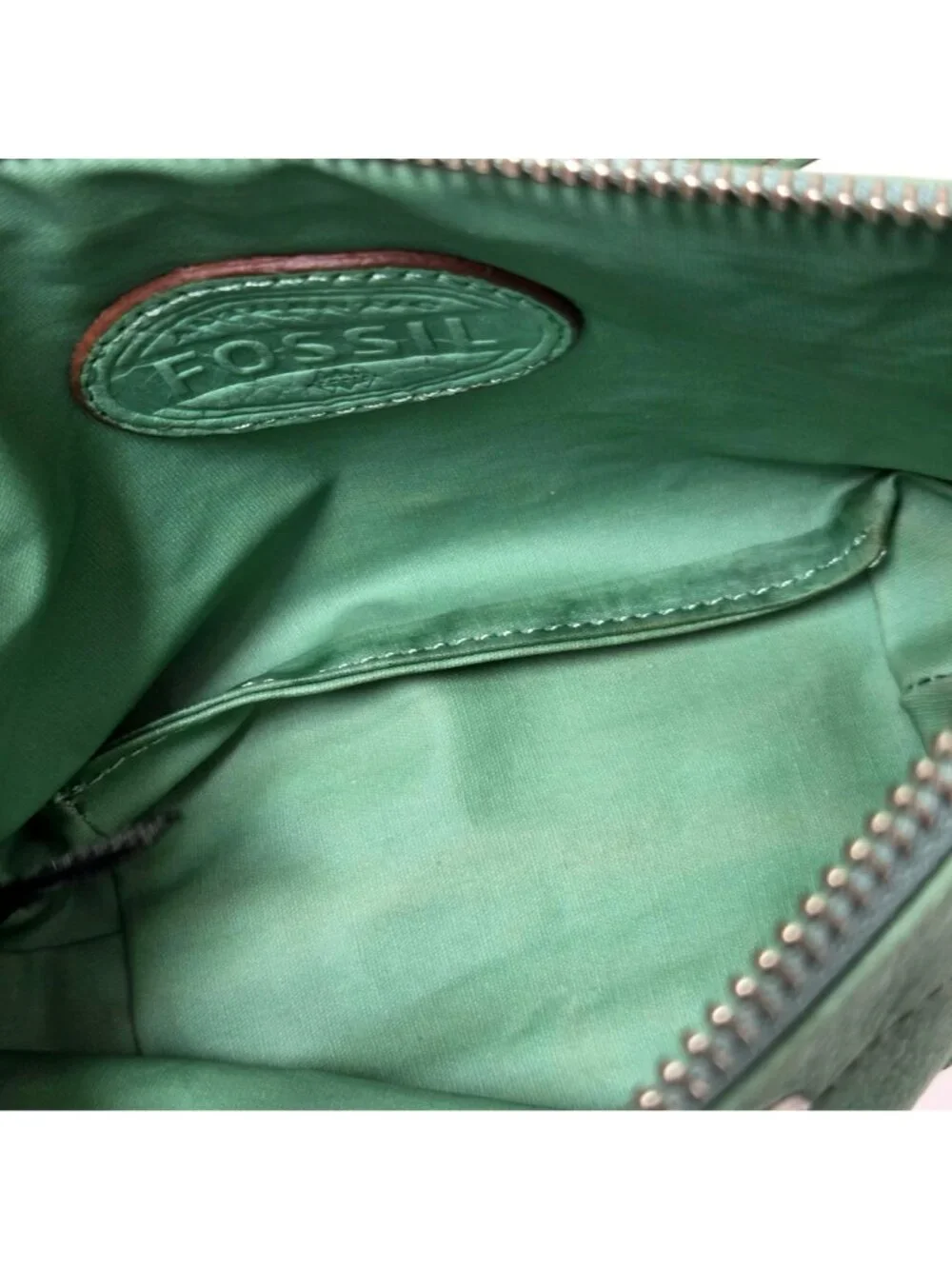 Fossil Pouch Mint Green Leather Zip Top Makeup Cosmetic Travel Case Toiletry Bag